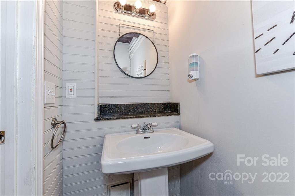 FoxRidge Lofts - Residential