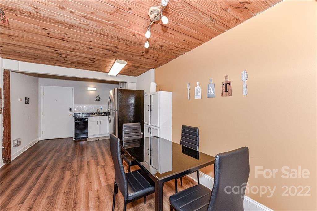 FoxRidge Lofts - Residential