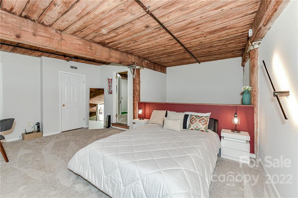 FoxRidge Lofts - Residential