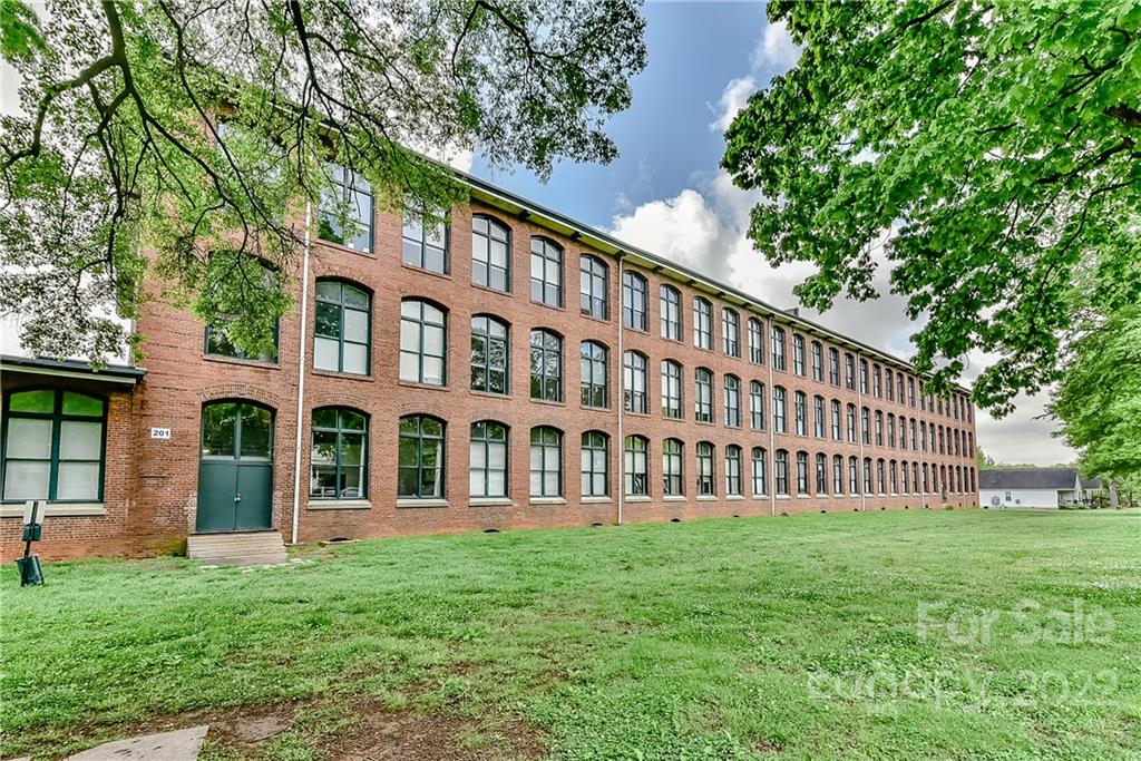 FoxRidge Lofts - Residential