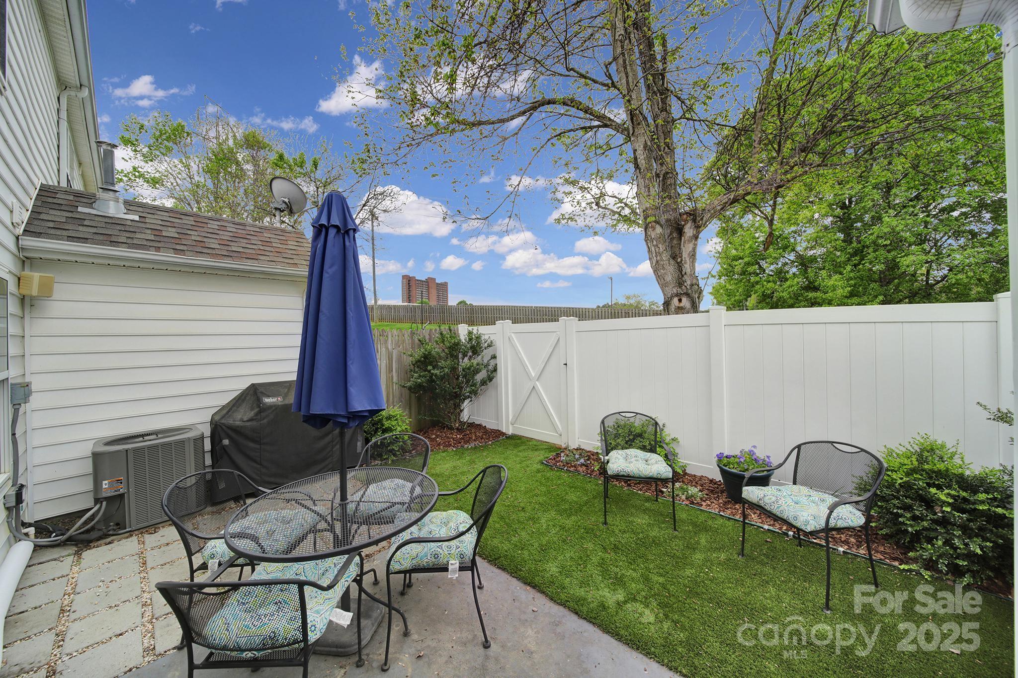 Regent Park - Residential