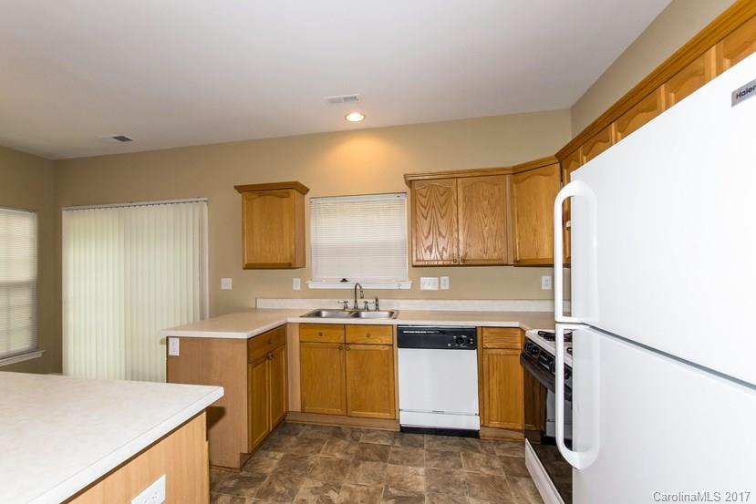 Brandon Oaks - Residential Lease