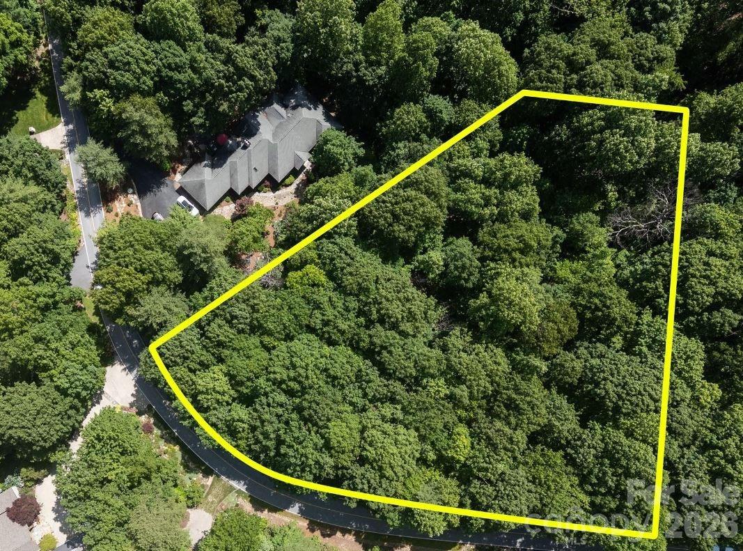 360 Kenmure Drive 4