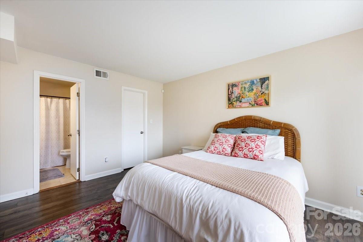 Sharon Place - Residential