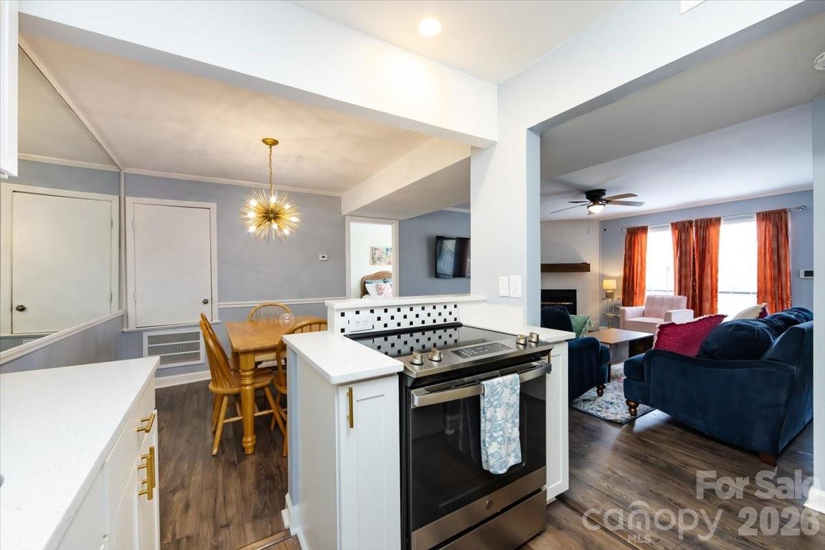 Sharon Place - Residential