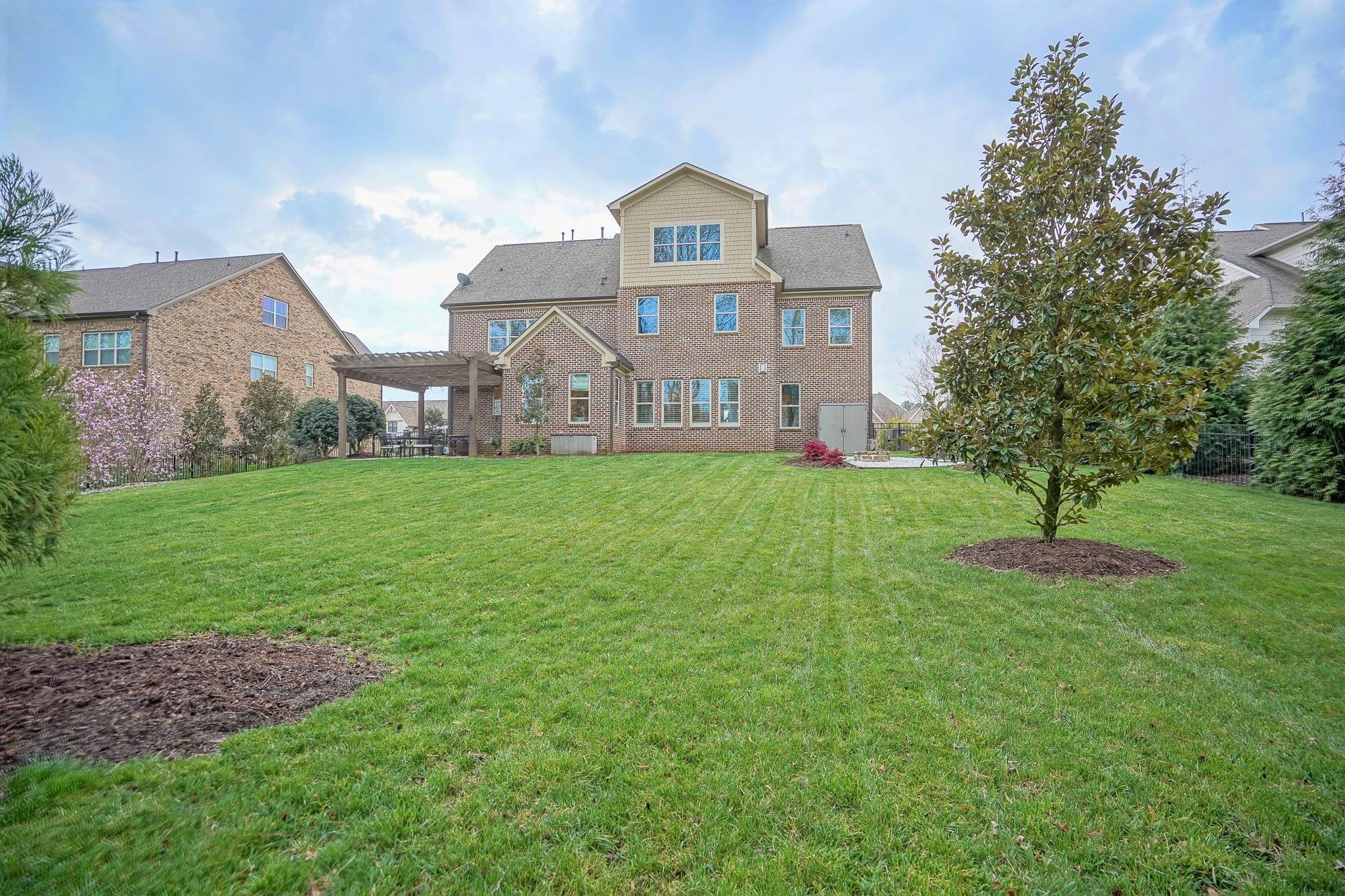 Rosecliff - Residential