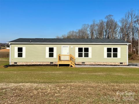 Photo of 174 Trivette Road, Harmony, NC 28634 (MLS # 4327136)