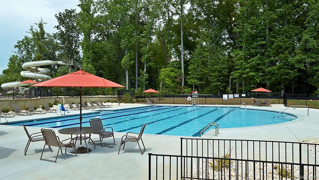 The Vineyards on Lake Wylie - Residential