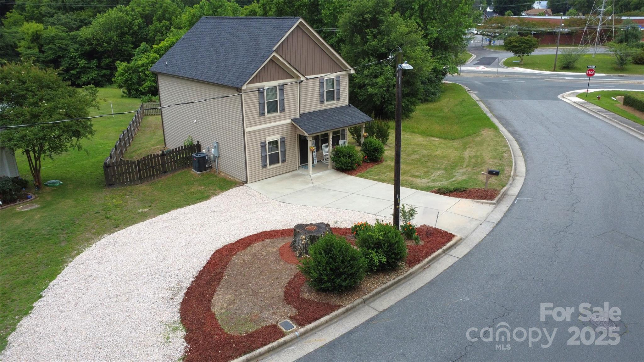 212 Old Centergrove Road