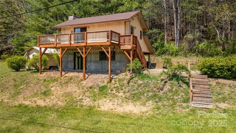 21 Barkers Lane Clyde NC 28721
