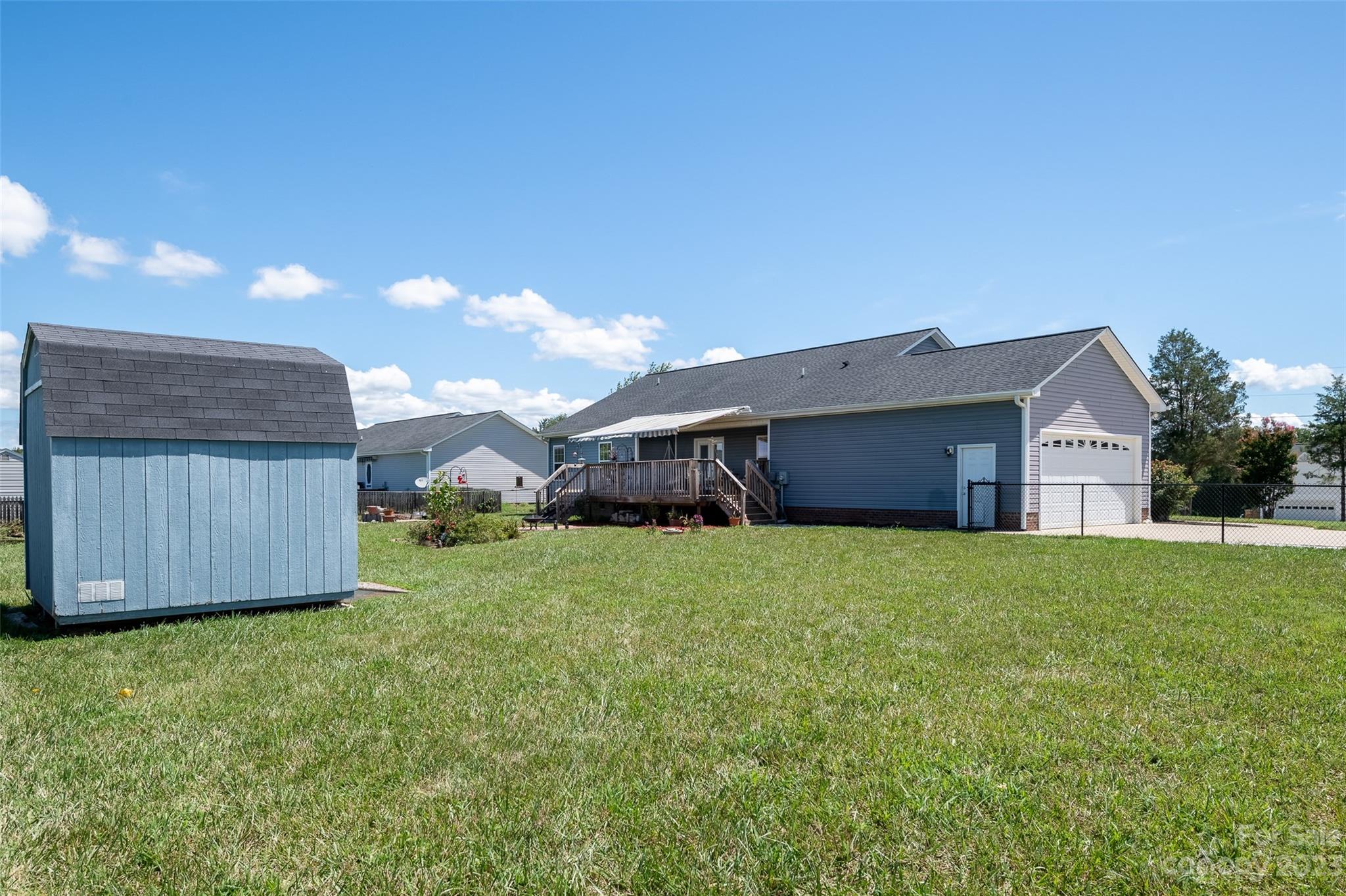 Lone Pine Meadows - Residential