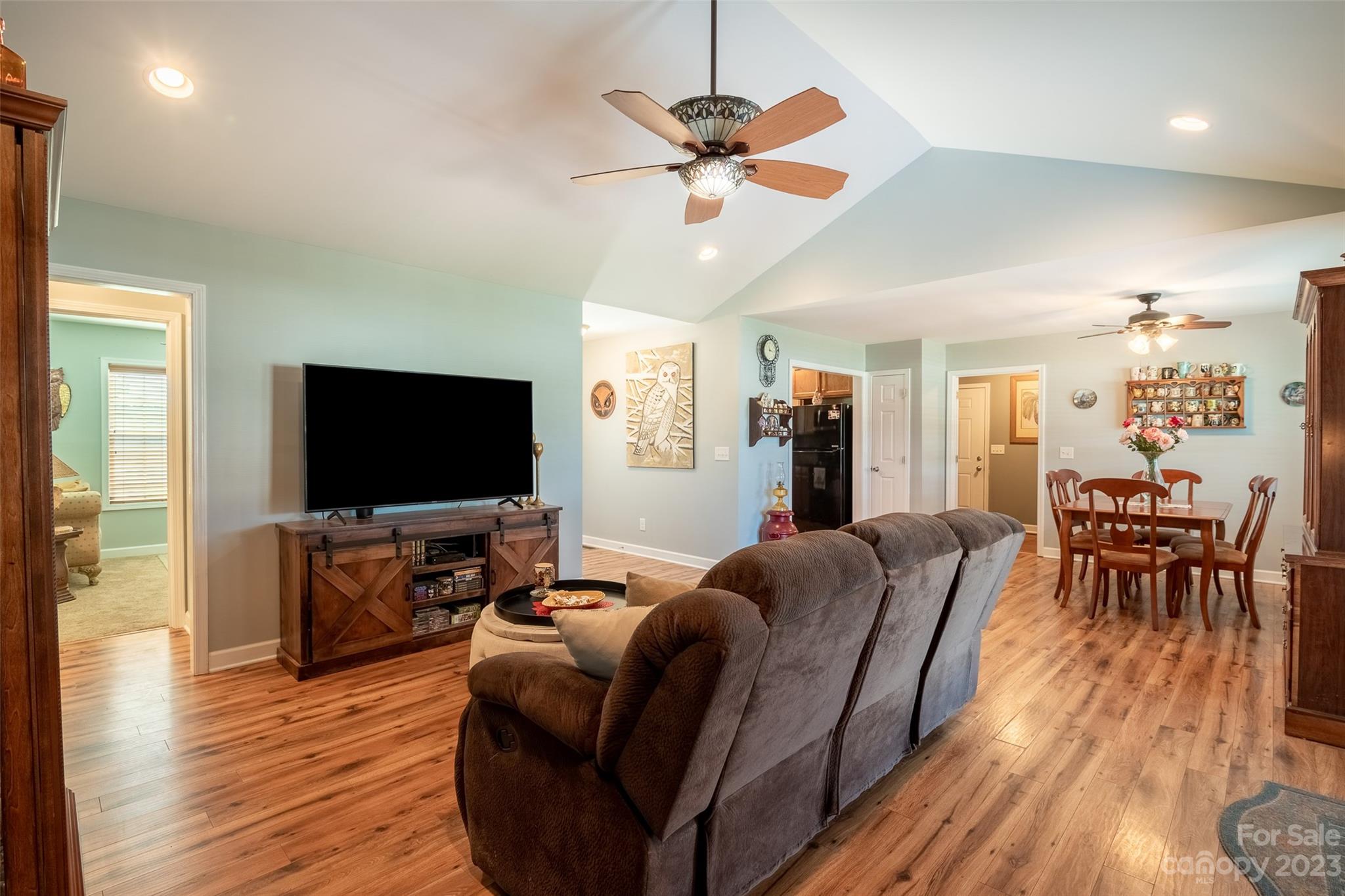 Lone Pine Meadows - Residential