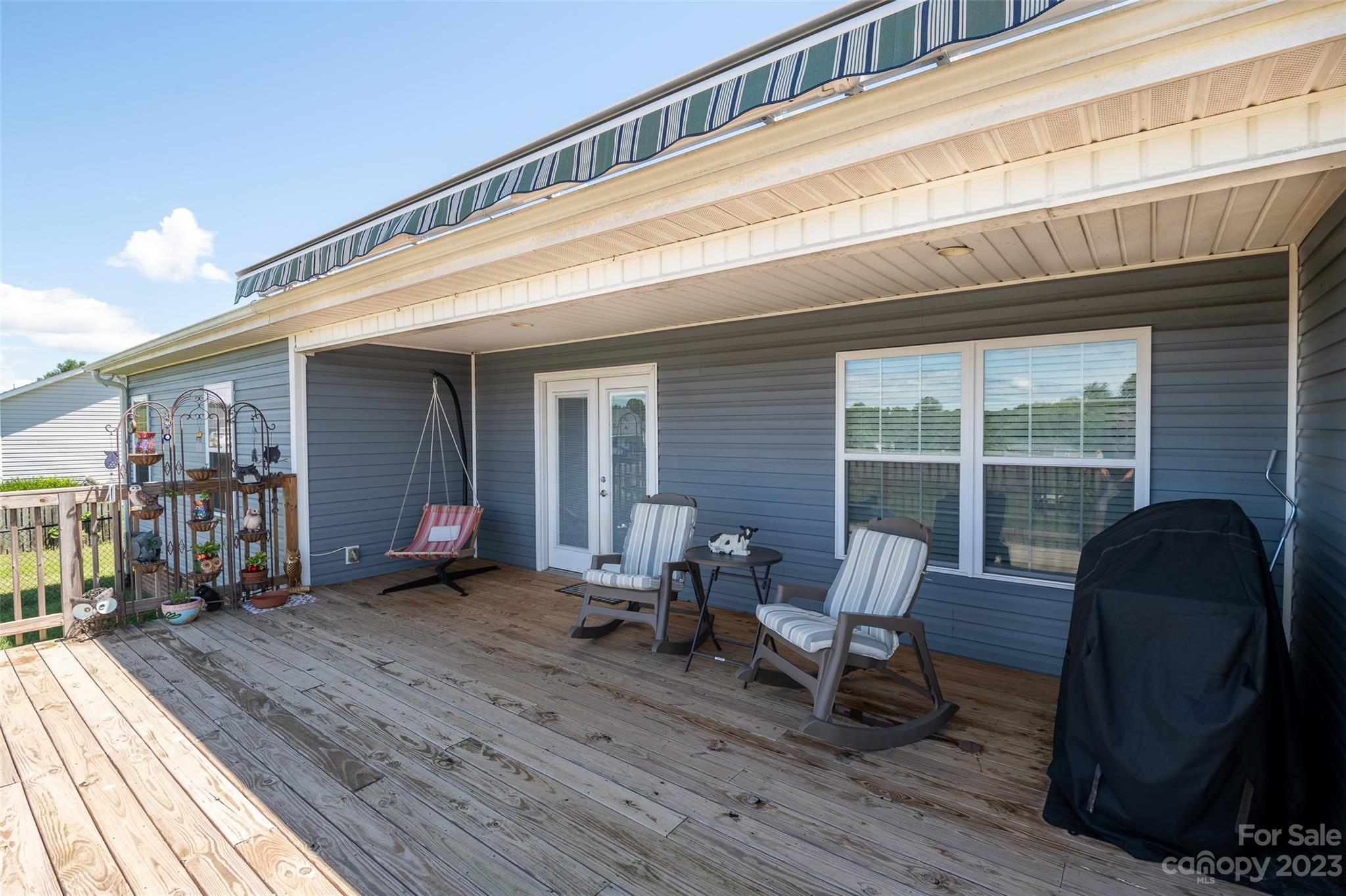 Lone Pine Meadows - Residential