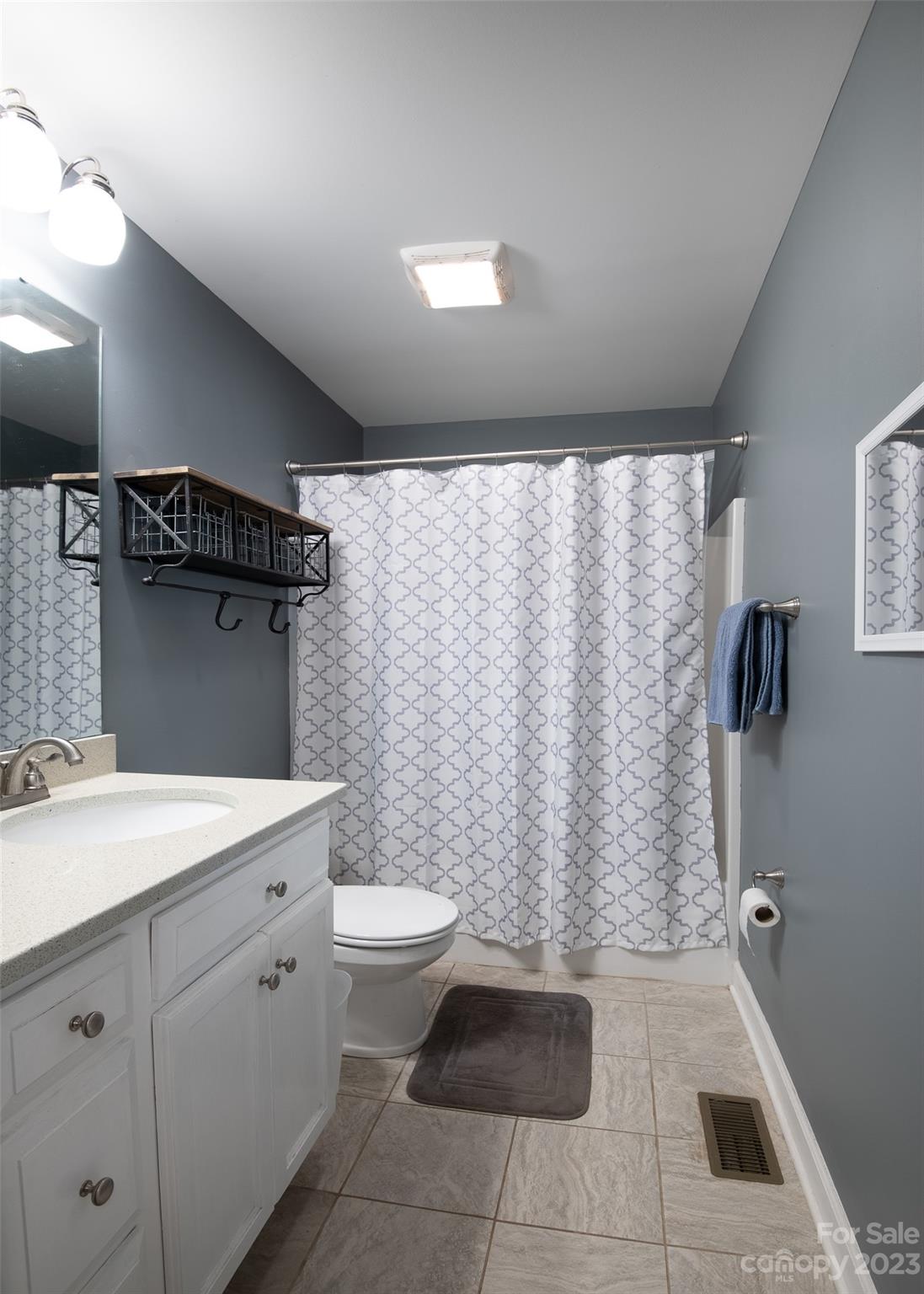 Lone Pine Meadows - Residential