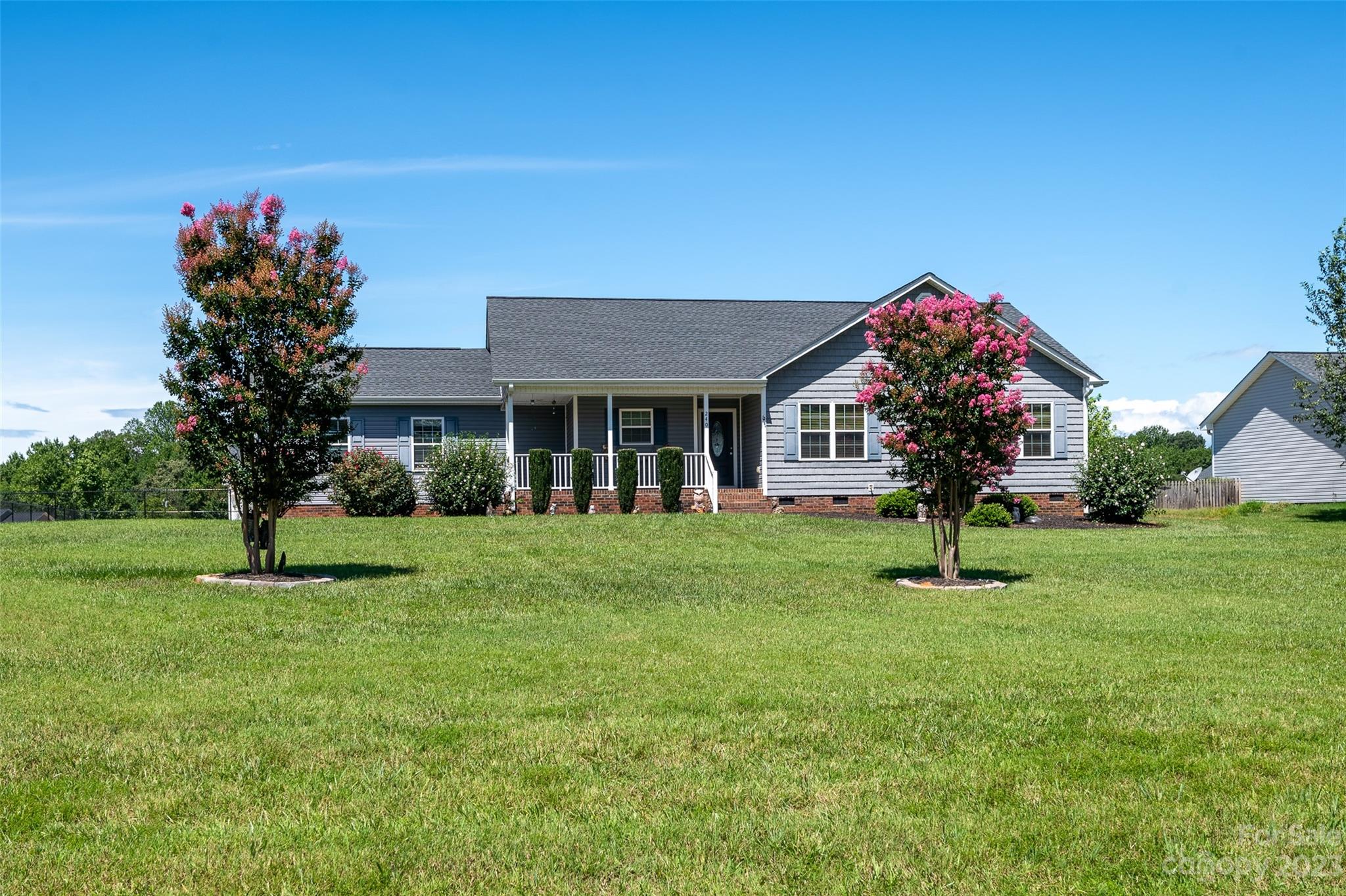 Lone Pine Meadows - Residential