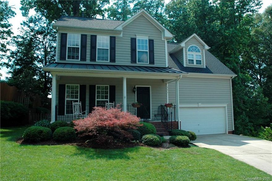 Beautifully landscaped 2-story home in highly sought after Fort Mill. This 4 BDRM, 2.5 bath home has a unique split 2nd floor layout with 3 BDRMS on one side and the 4th BDRM/Bonus on the other.  Master BDRM has a gorgeous trey ceiling, walk-in closet and bath with a garden tub, separate shower and double vanities. Neighborhood amenities include pool, playground, tennis courts, and club house. Picture yourself sipping coffee on this rocking chair porch or entertaining friends in the back yard!