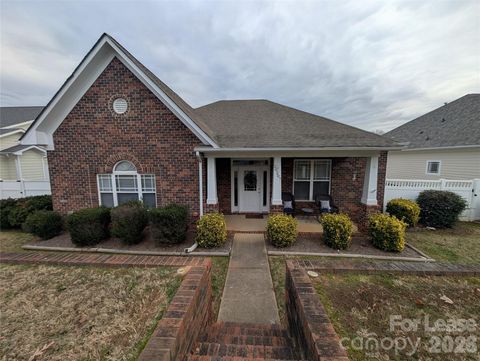 Photo of 20207 Colony Point Lane, Cornelius, NC 28031 (MLS # 4389989)