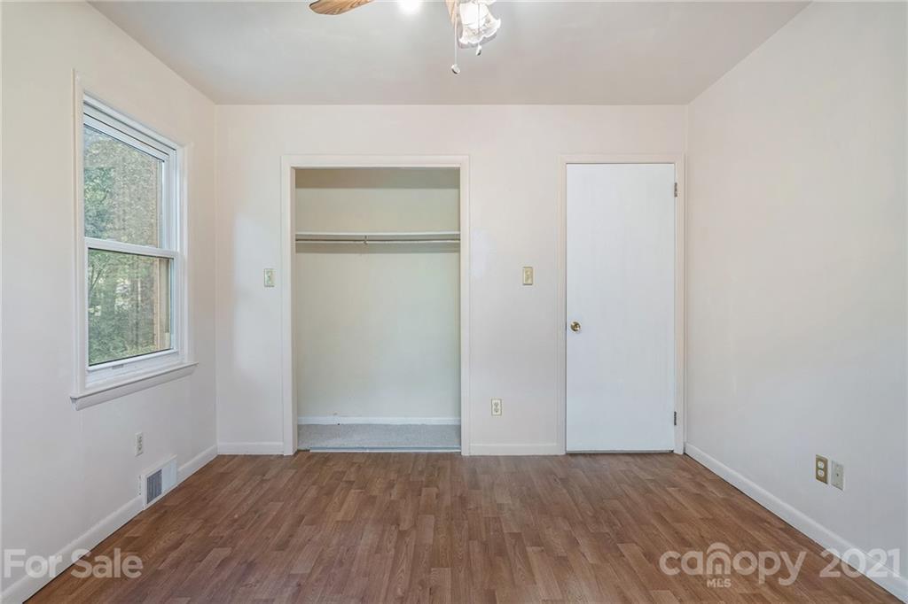 Pinecroft - Residential