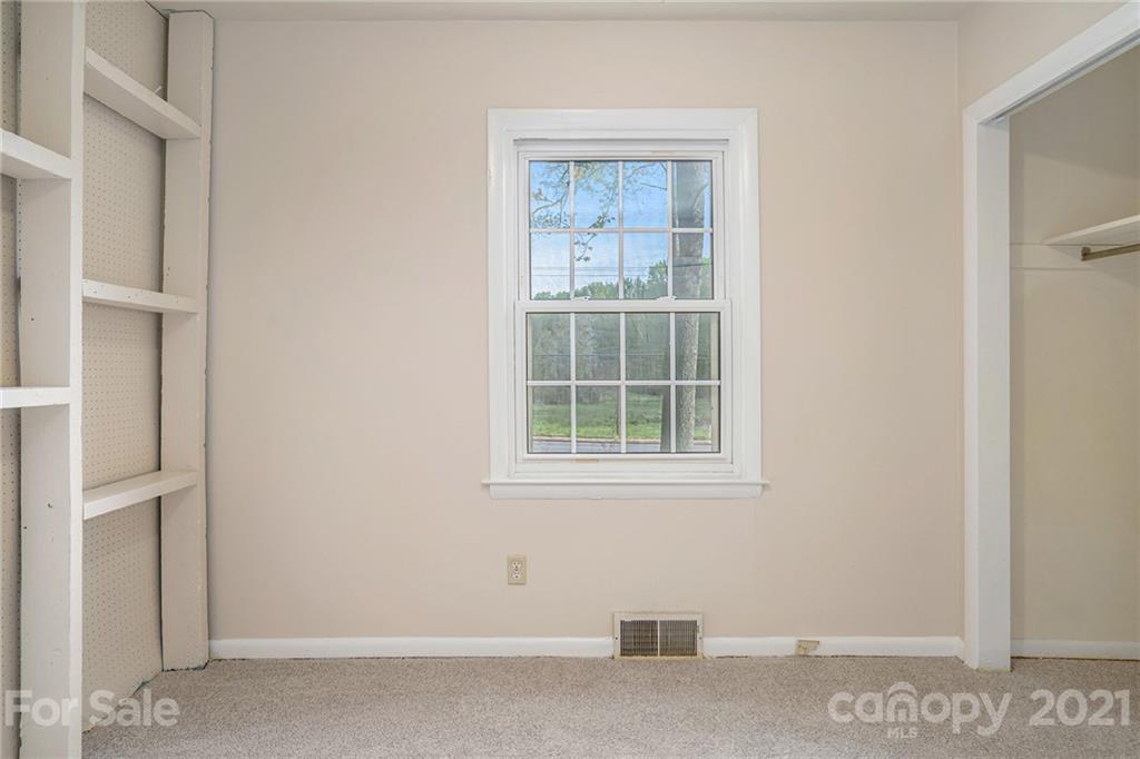 Pinecroft - Residential