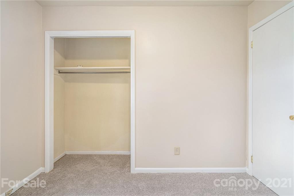 Pinecroft - Residential