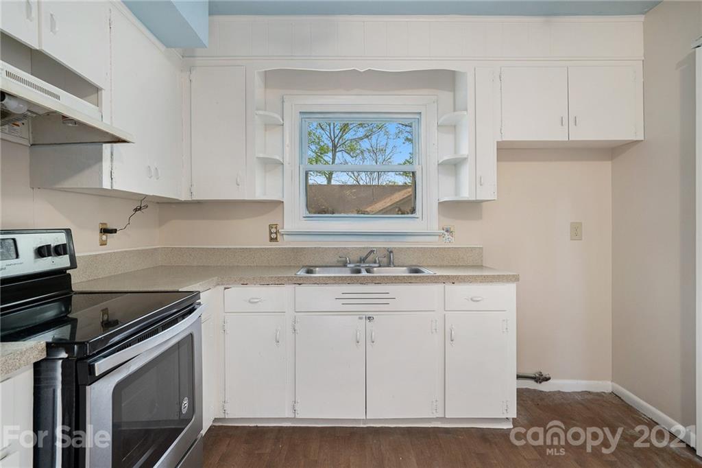 Pinecroft - Residential