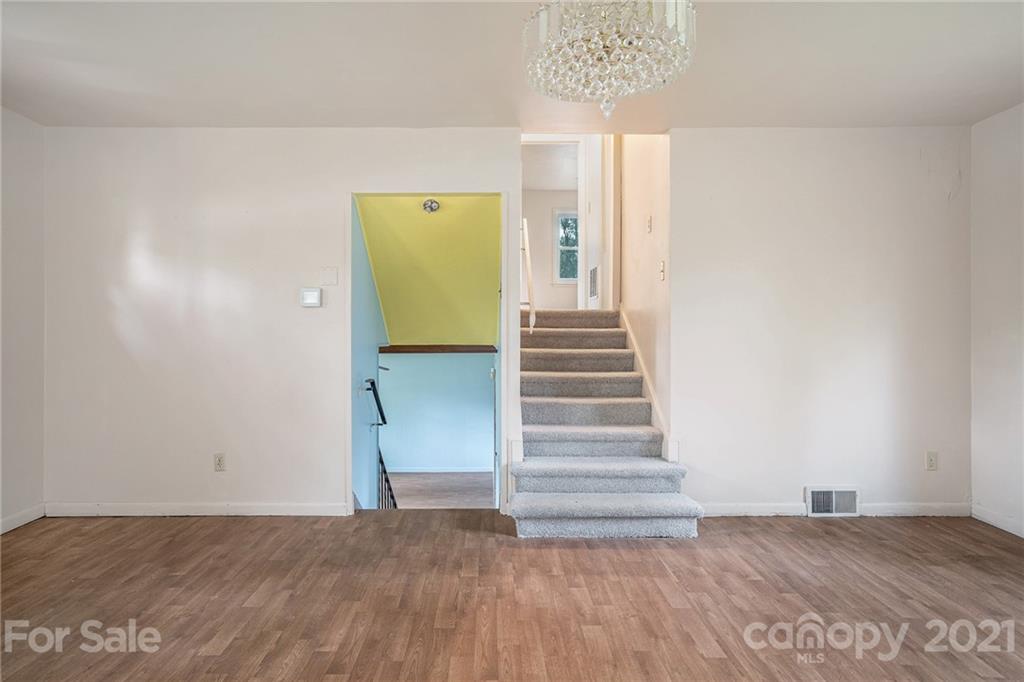 Pinecroft - Residential