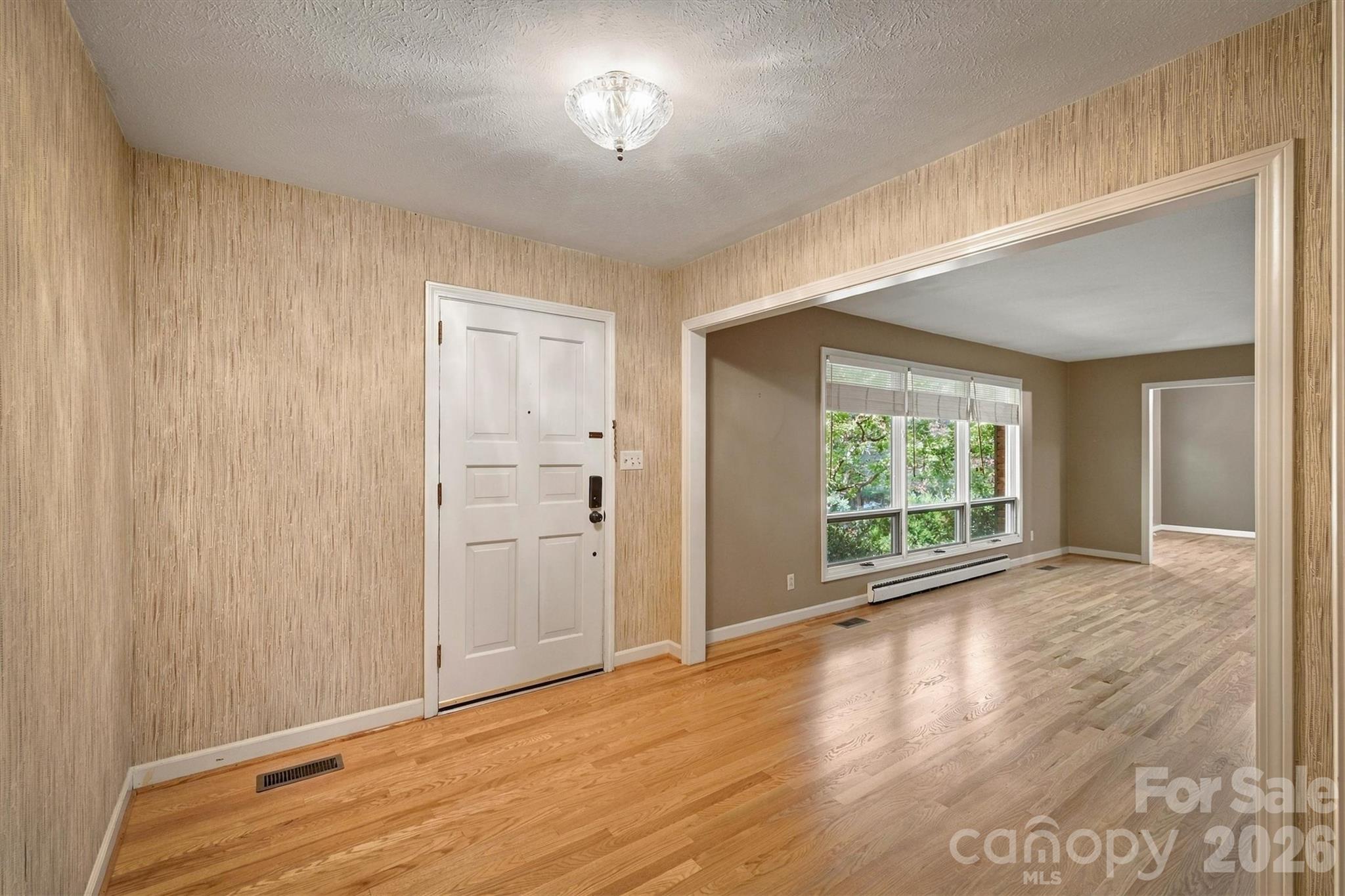 1211 Laurel Street NE