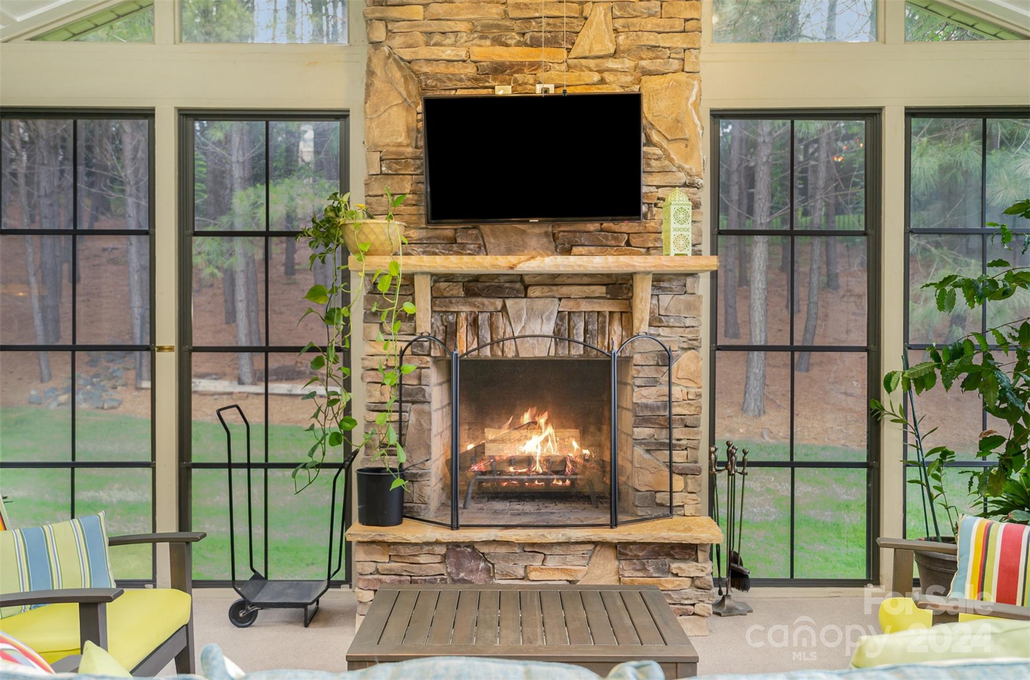 Barber Rock - Residential