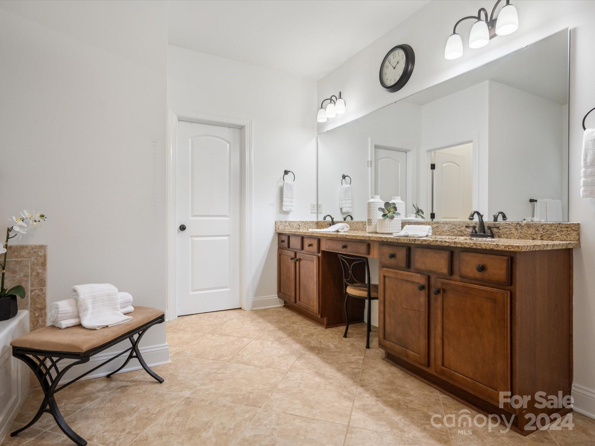 Barber Rock - Residential