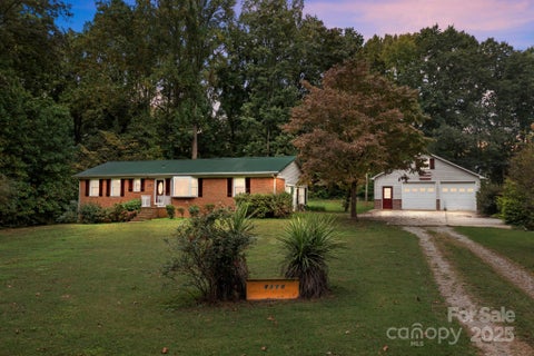 Photo for 8110 Squirrel Hill Lane