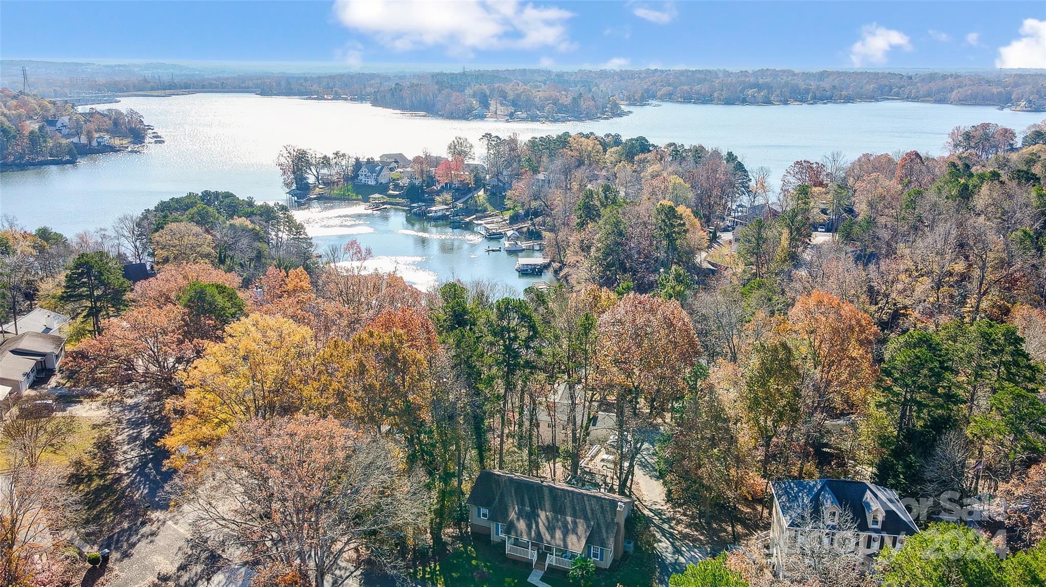 Tega Cay - Residential