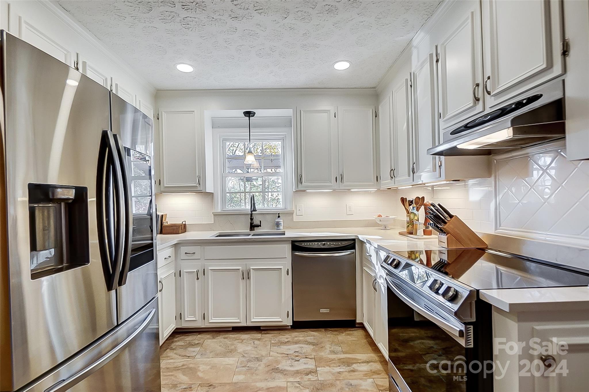 Tega Cay - Residential