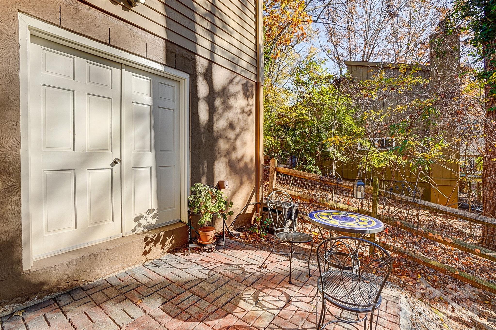 Tega Cay - Residential