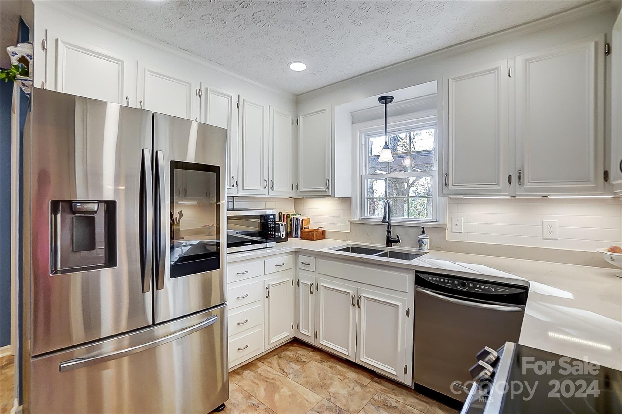 Tega Cay - Residential