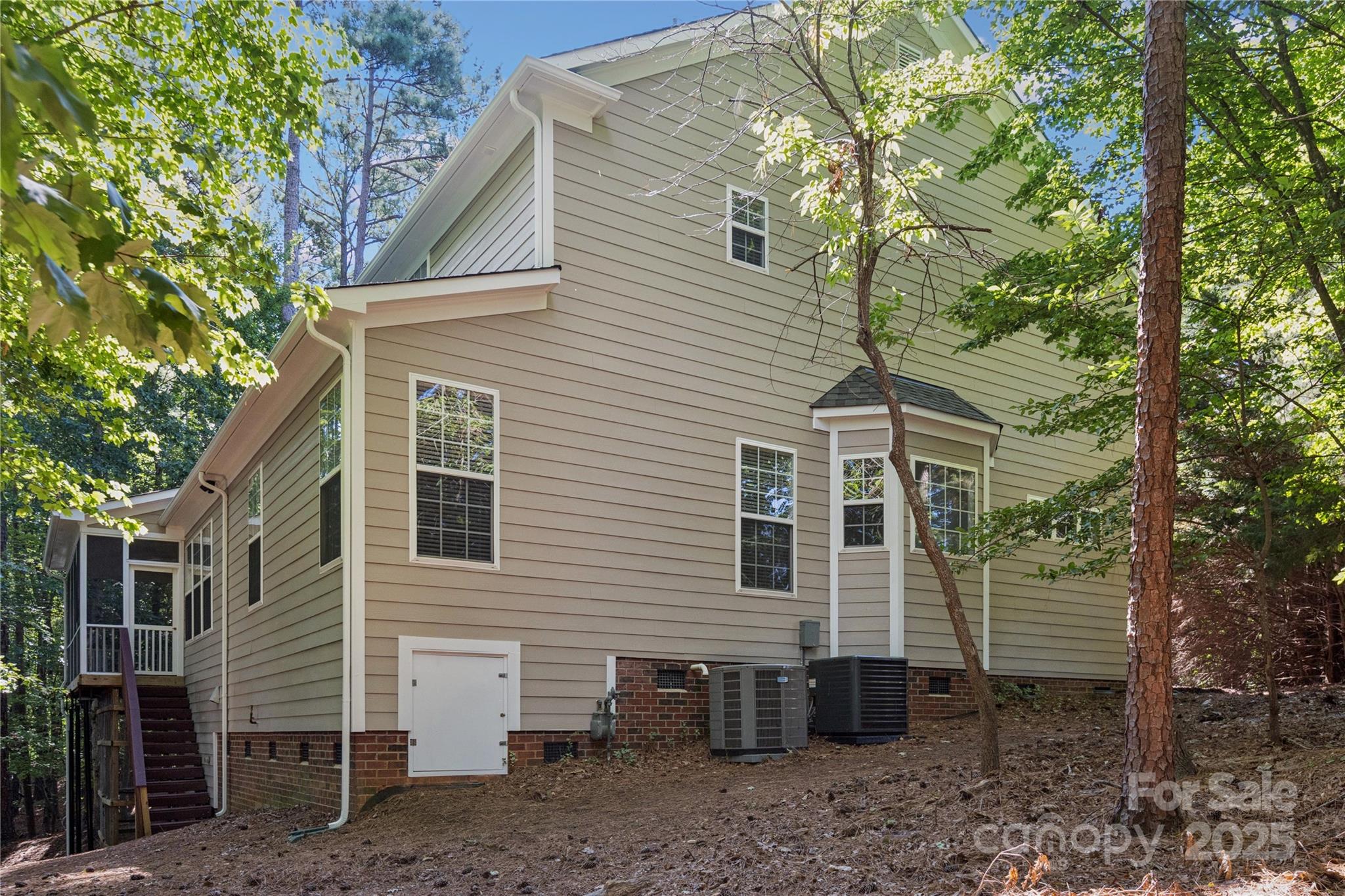 Chestnut Hill - Residential