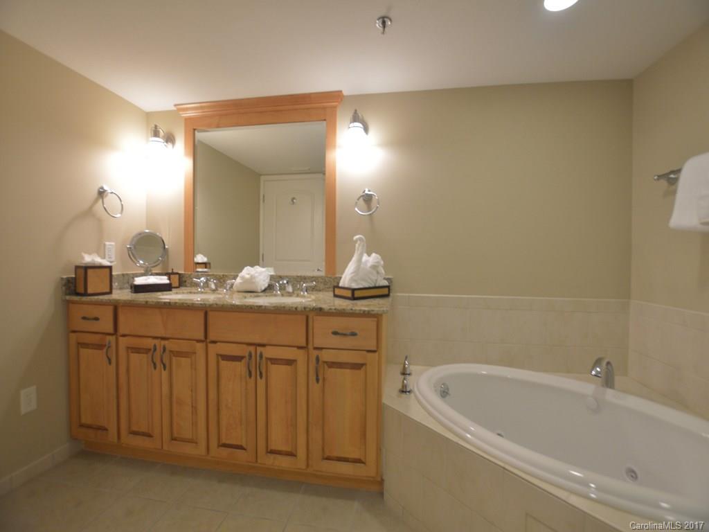 Residences At Biltmore - Residential