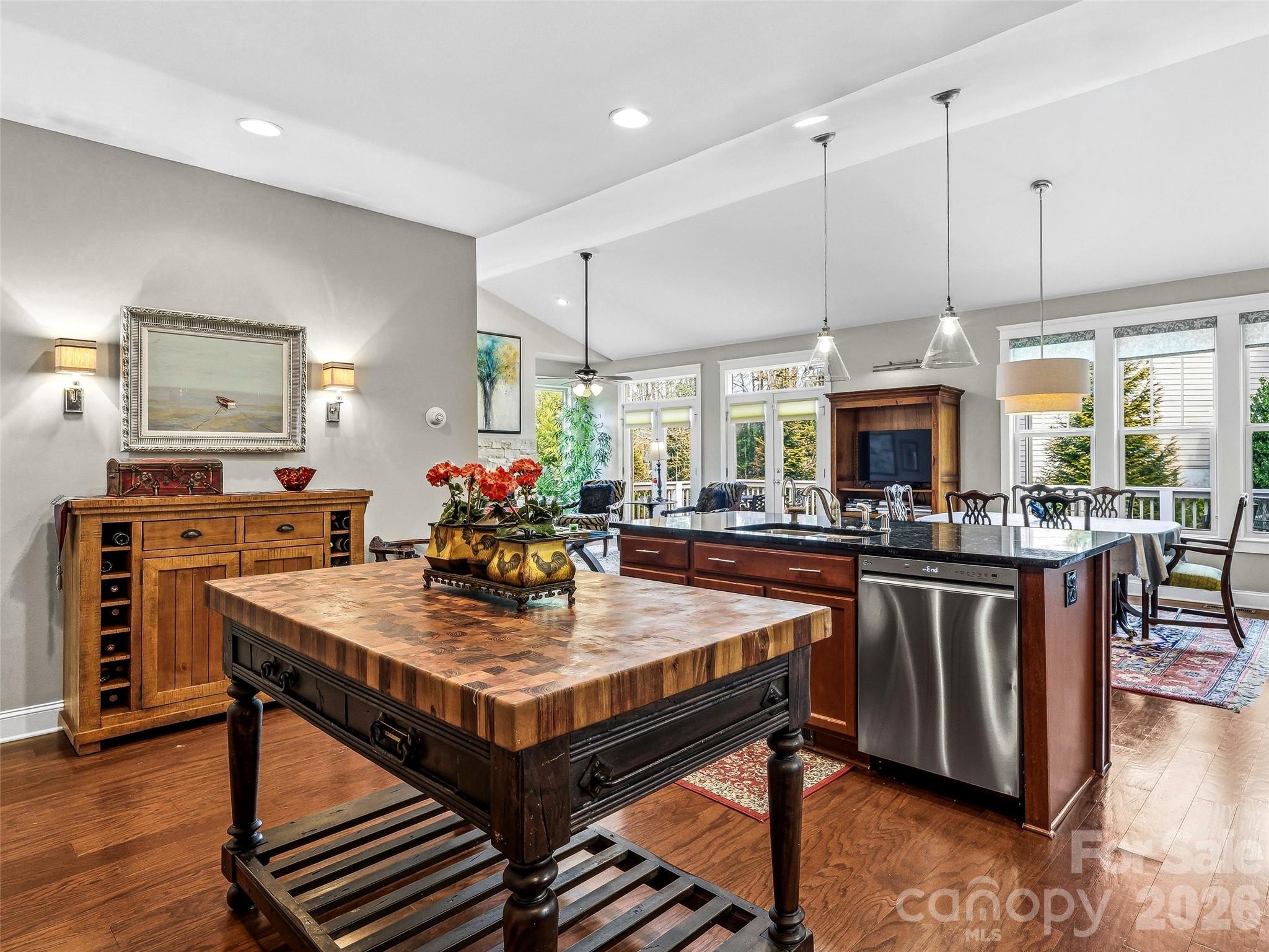 Biltmore Lake - Residential