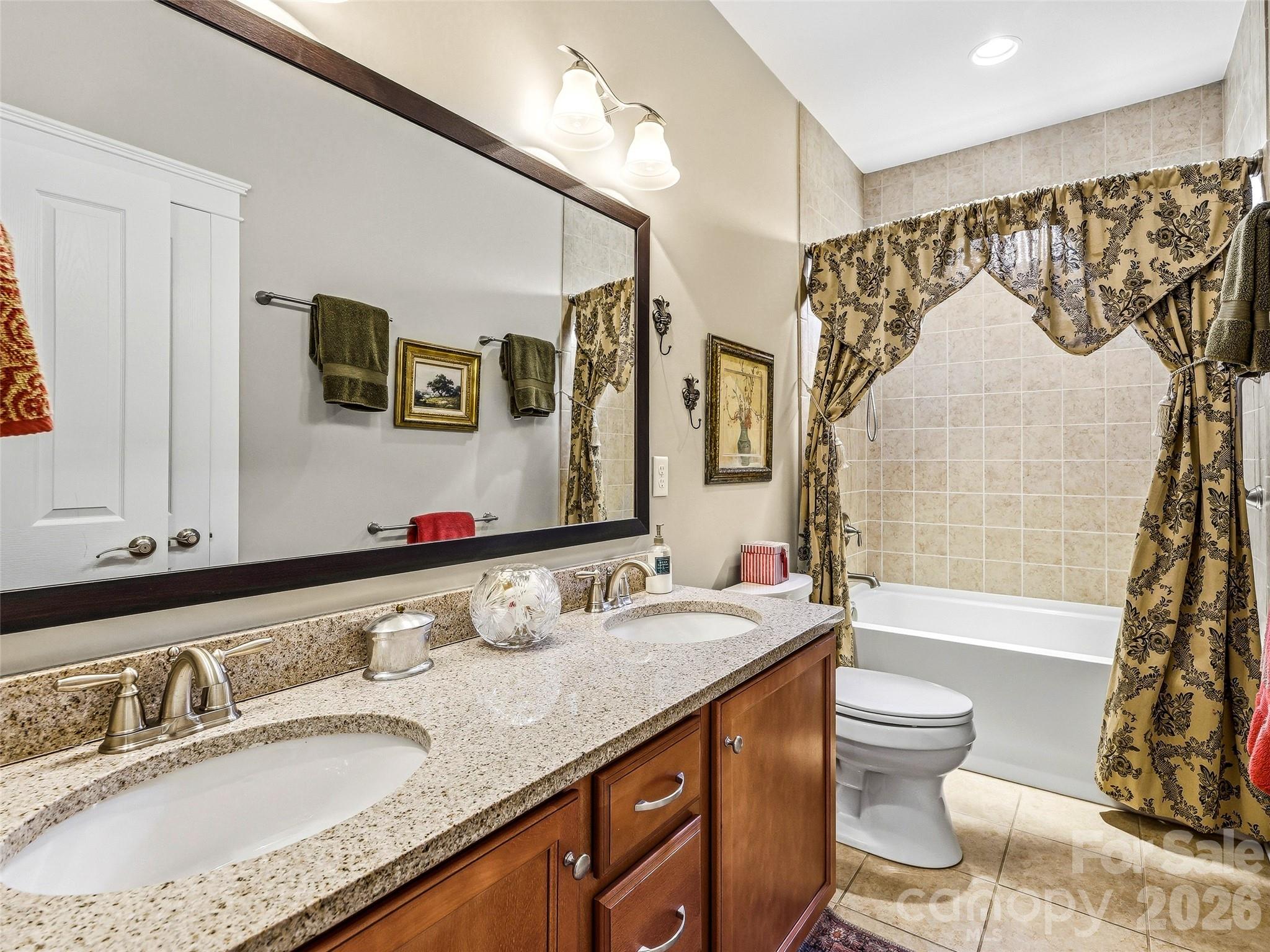 Biltmore Lake - Residential