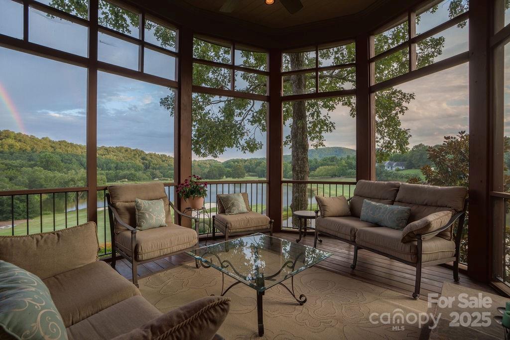 Cliffs Valley - Residential