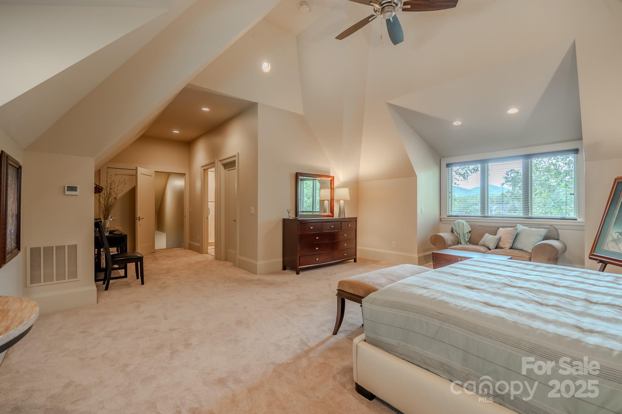 Cliffs Valley - Residential