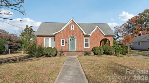 Photo of 552 Hyde Park Drive NE, Concord, NC 28025 (MLS # 4322941)