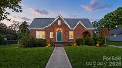 Photo of 552 Hyde Park Drive NE, Concord, NC 28025 (MLS # 4322941)