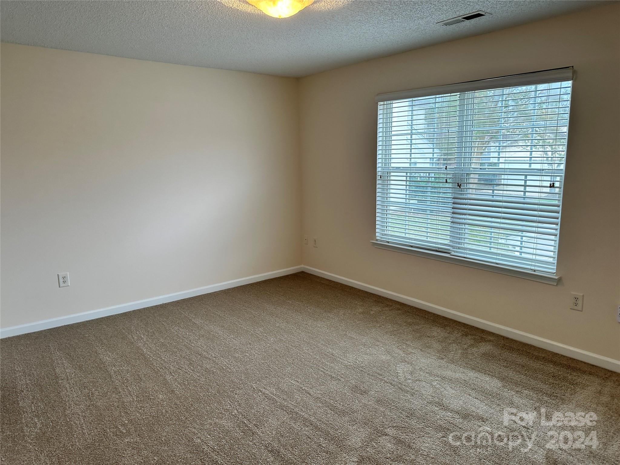 Highland Creek - Residential Lease