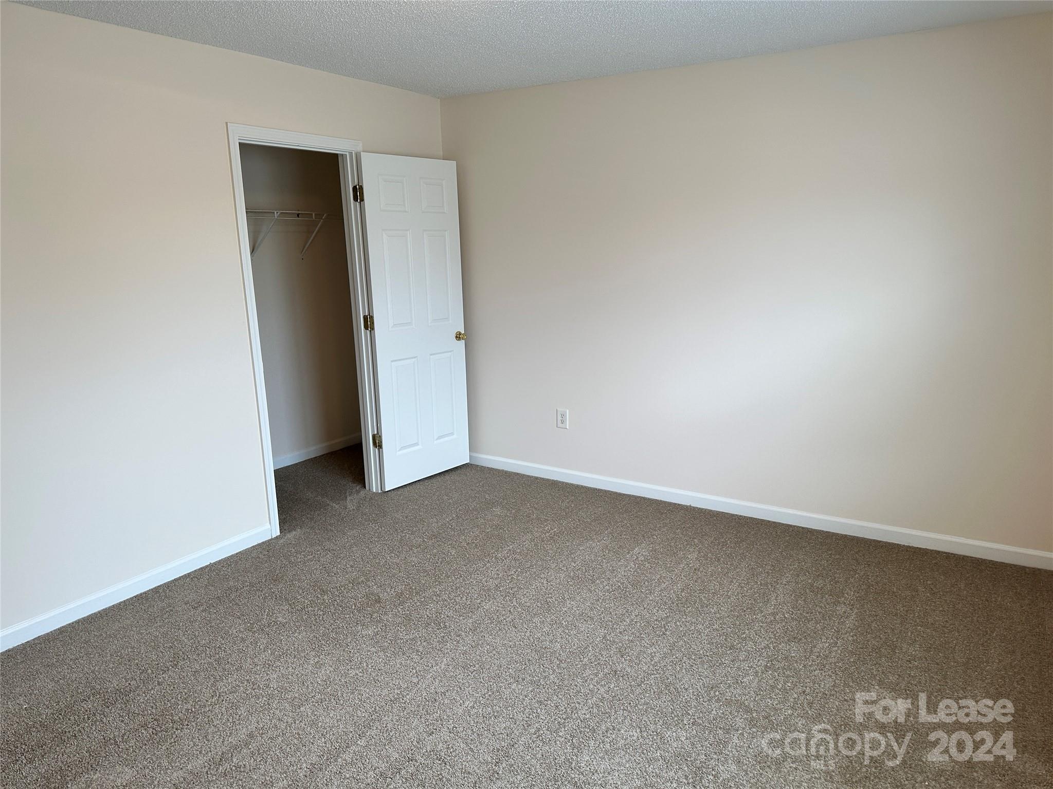 Highland Creek - Residential Lease