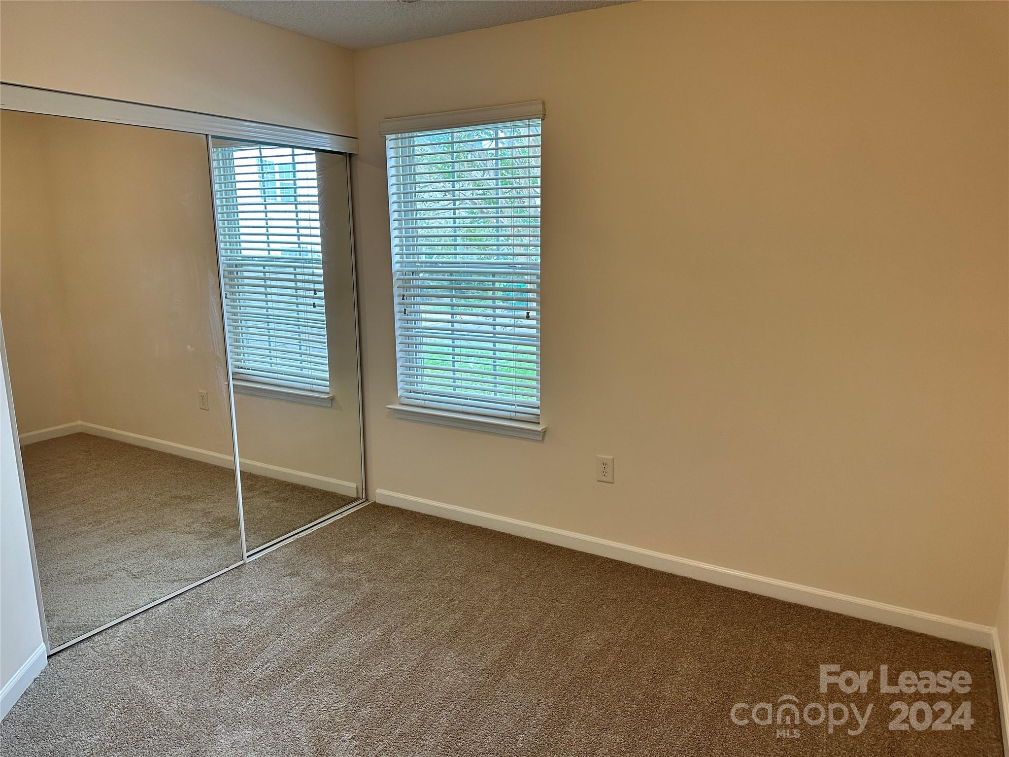 Highland Creek - Residential Lease