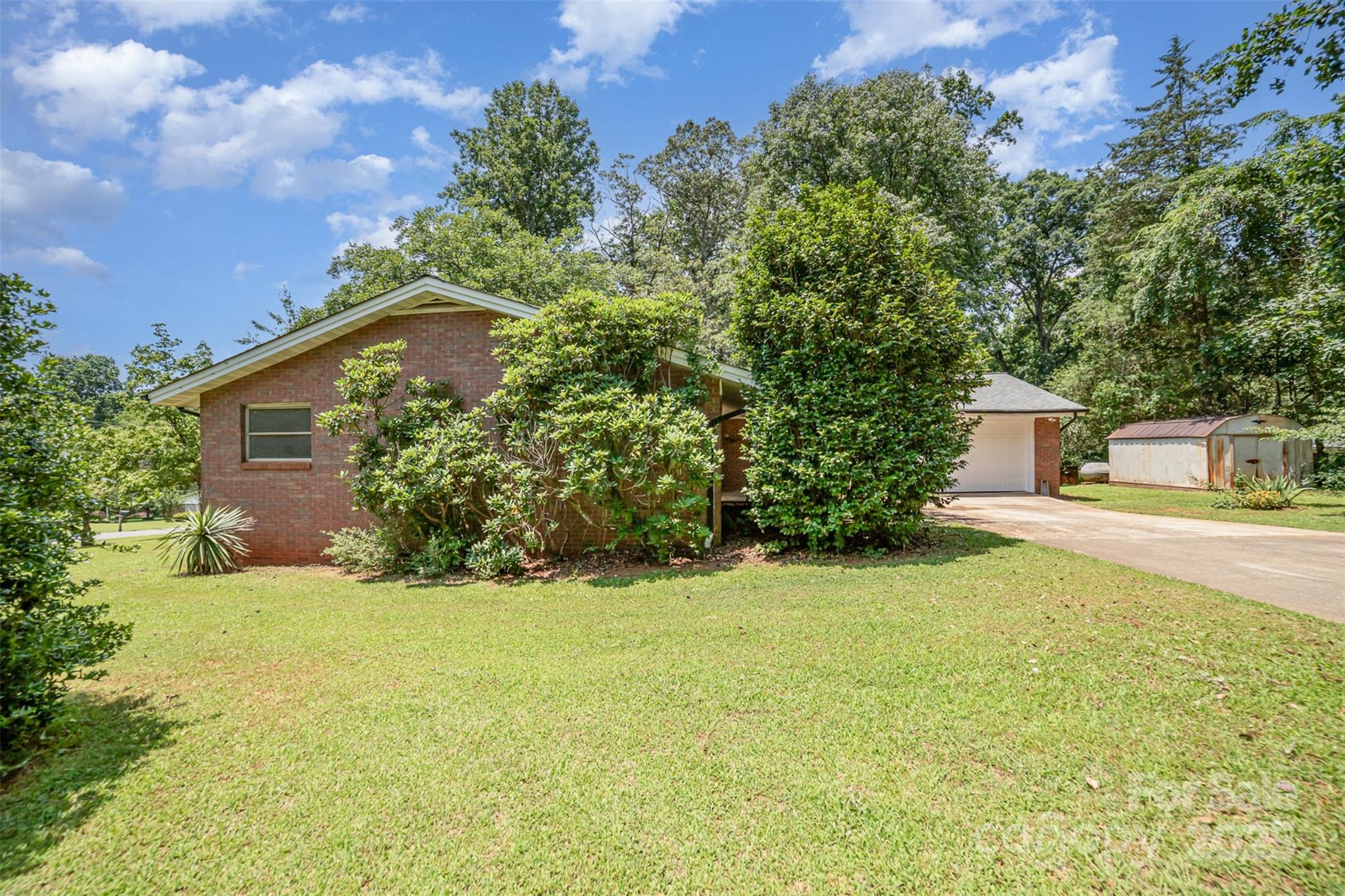 165 Fieldstone Farm Drive