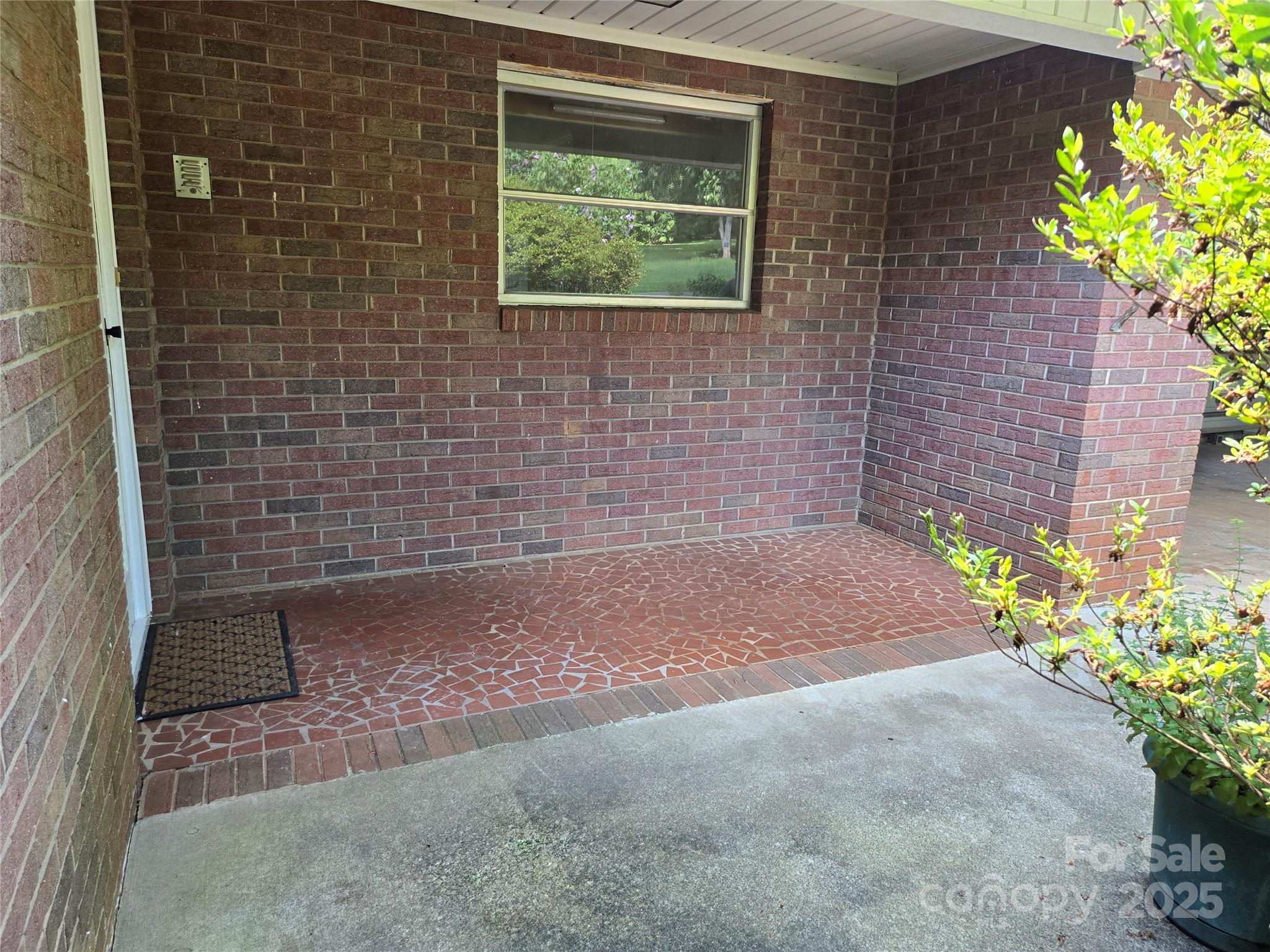 165 Fieldstone Farm Drive