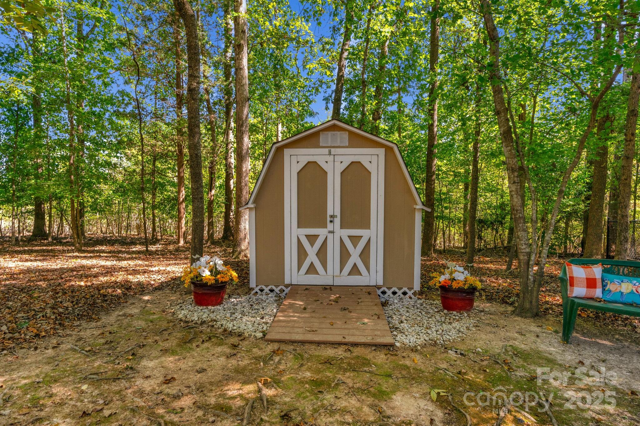 Vanderburg Estates - Residential