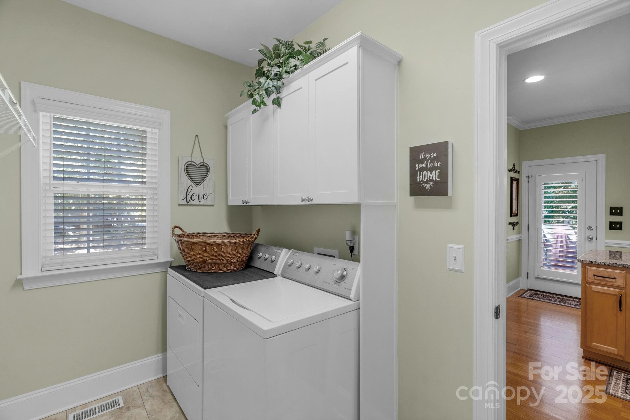 Vanderburg Estates - Residential