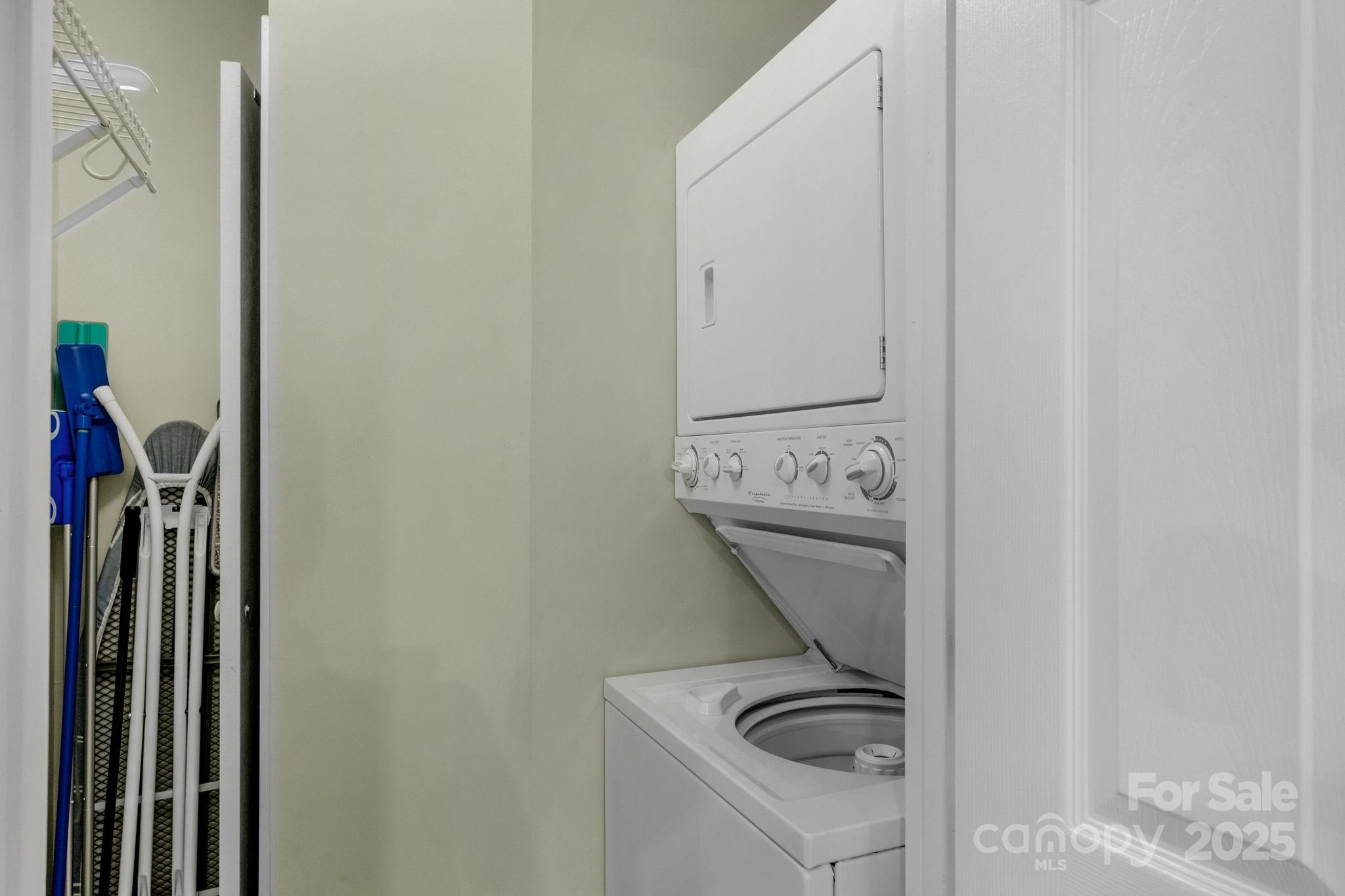 Vanderburg Estates - Residential